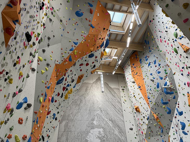 Kletterhalle im TUM Campus (©Foto:Martin Schmitz)